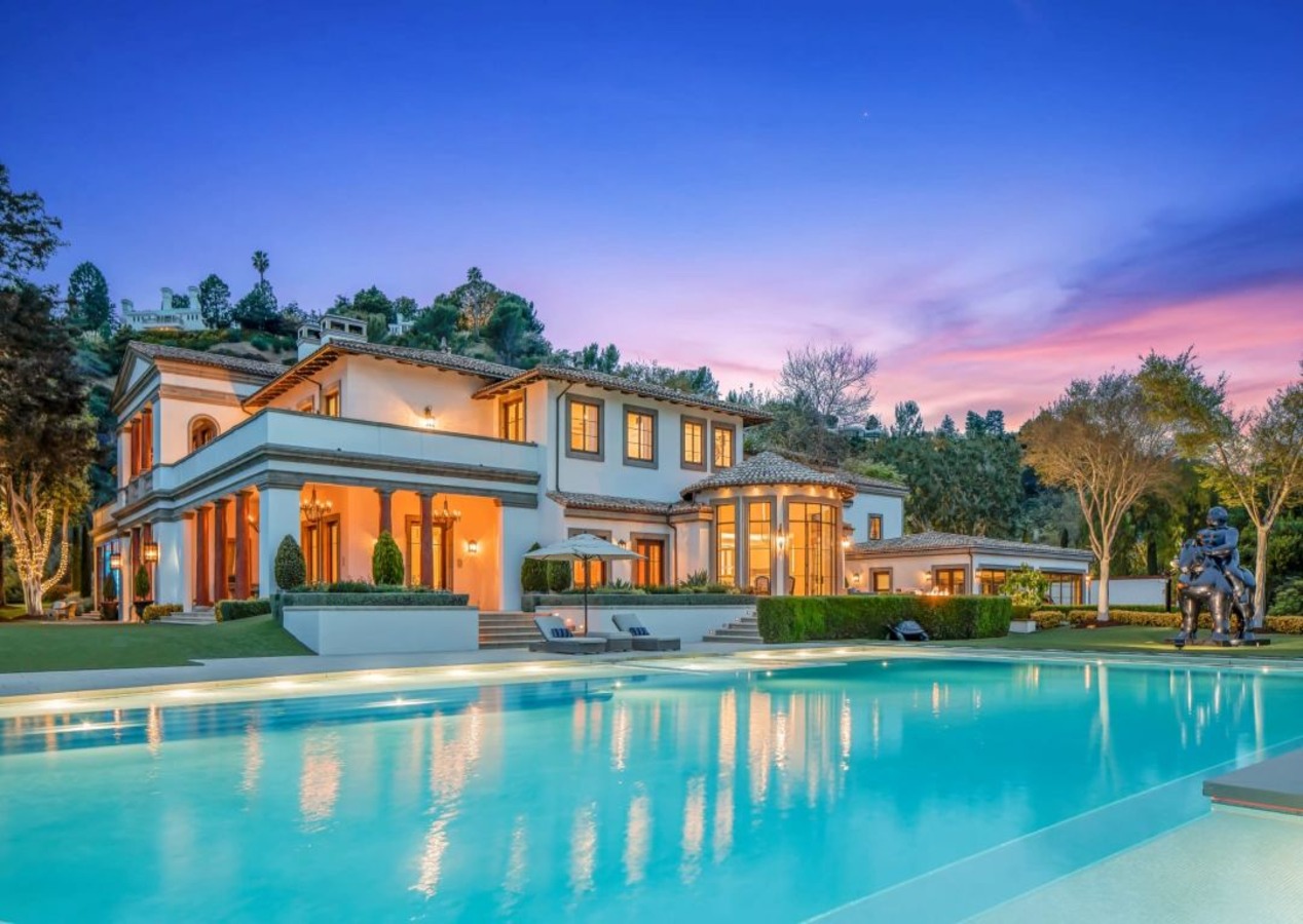 Etobicoke Real Estate - Cindy Sukman, Broker